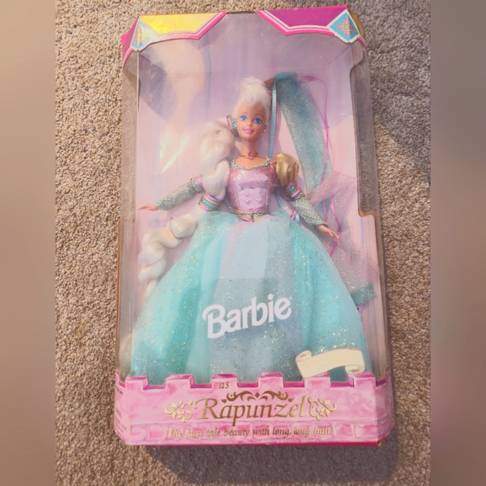 RAPUNZEL Barbie